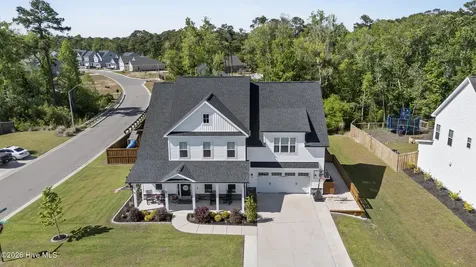 11 Tilloo Cut Way Hampstead NC 28443