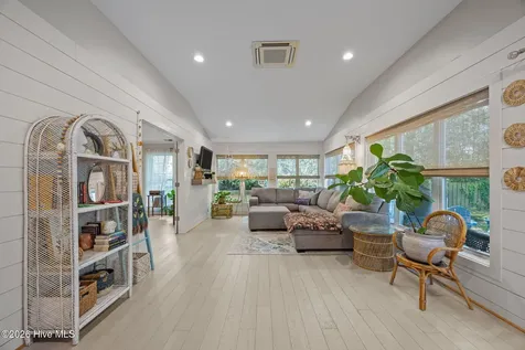 111 Mimosa Boulevard Pine Knoll Shores NC 28512