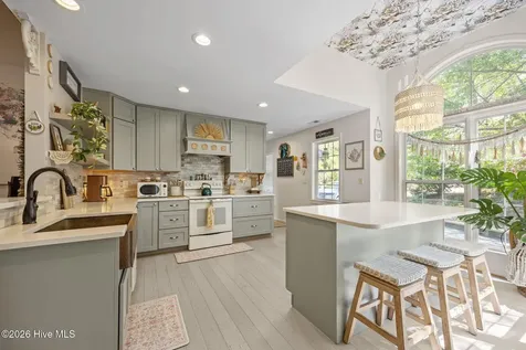 111 Mimosa Boulevard Pine Knoll Shores NC 28512
