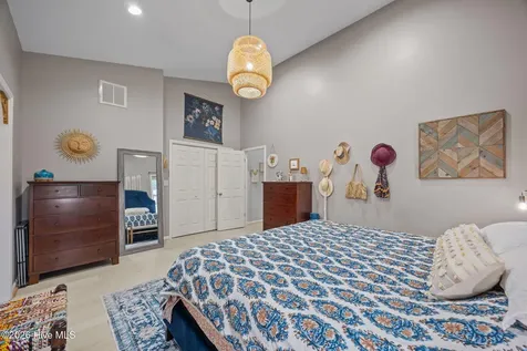 111 Mimosa Boulevard Pine Knoll Shores NC 28512