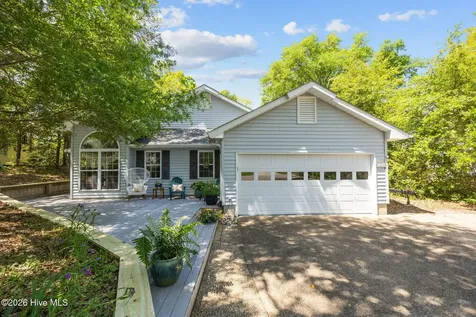 111 Mimosa Boulevard Pine Knoll Shores NC 28512