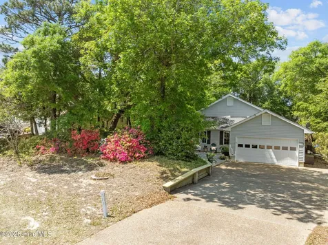 111 Mimosa Boulevard Pine Knoll Shores NC 28512