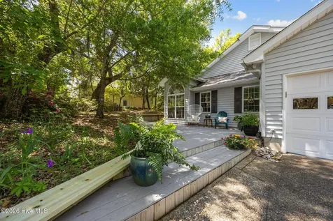 111 Mimosa Boulevard Pine Knoll Shores NC 28512