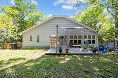 111 Mimosa Boulevard Pine Knoll Shores NC 28512