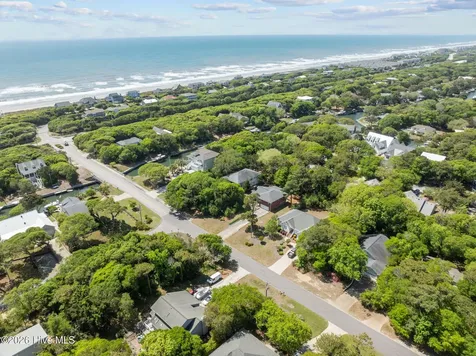 111 Mimosa Boulevard Pine Knoll Shores NC 28512