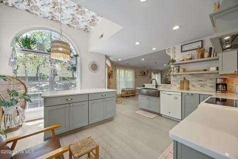 111 Mimosa Boulevard Pine Knoll Shores NC 28512