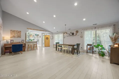 111 Mimosa Boulevard Pine Knoll Shores NC 28512