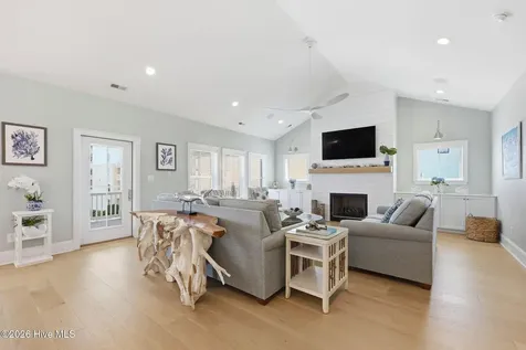 109 Ocean Bluff Drive Indian Beach NC 28512