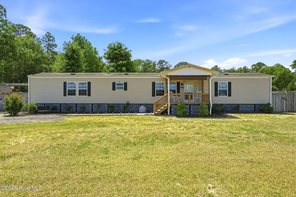 227 Old Fayetteville Road Leland NC 28451