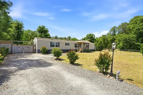 227 Old Fayetteville Road Leland NC 28451