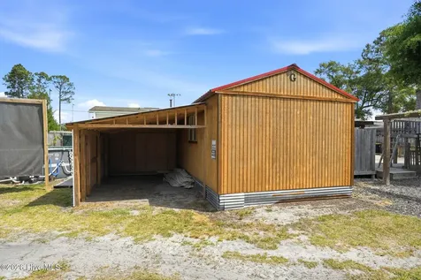 227 Old Fayetteville Road Leland NC 28451