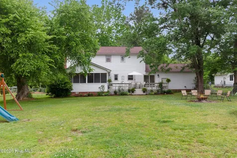 204 Boros Road New Bern NC 28560