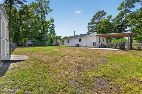119 Midland Lane Sneads Ferry NC 28460
