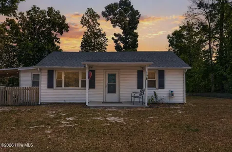119 Midland Lane Sneads Ferry NC 28460