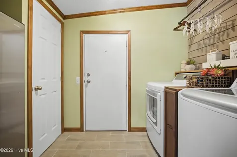 100 Longhorn Drive Moyock NC 27958