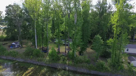 100 Longhorn Drive Moyock NC 27958