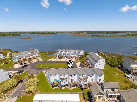 3 Bermuda Landing Place North Topsail Beach NC 28460