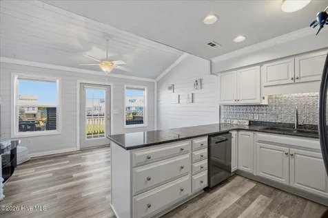 3 Bermuda Landing Place North Topsail Beach NC 28460