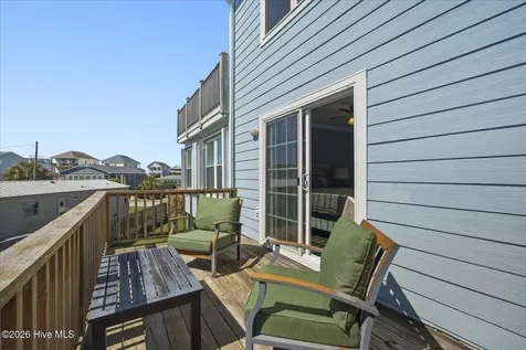 3 Bermuda Landing Place North Topsail Beach NC 28460