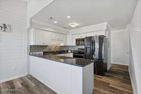 3 Bermuda Landing Place North Topsail Beach NC 28460