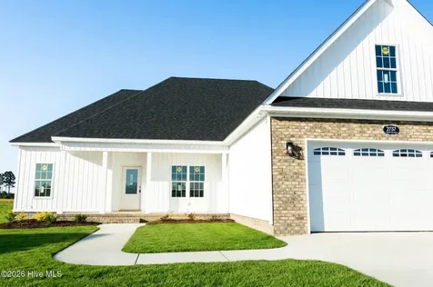 2757 Whitaker Glen Drive Farmville NC 27828