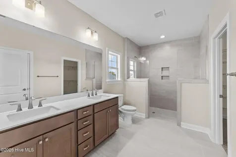 204 Shortleaf Drive Grimesland NC 27837