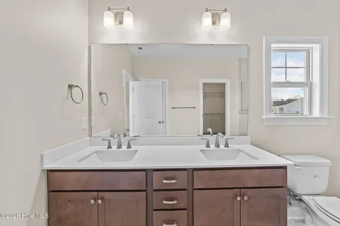 204 Shortleaf Drive Grimesland NC 27837