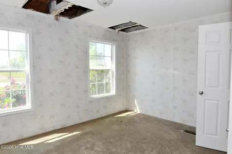 21 Grape Vine Landing Columbia NC 27925