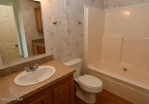 21 Grape Vine Landing Columbia NC 27925