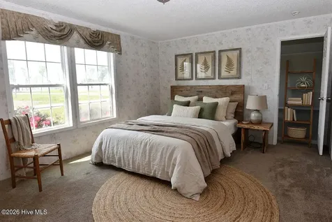 21 Grape Vine Landing Columbia NC 27925