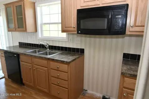 21 Grape Vine Landing Columbia NC 27925