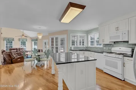 604 Van Dorn Court Wilmington NC 28412