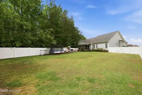 3100 Streamside Lane Winterville NC 28590