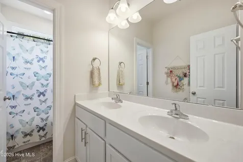3100 Streamside Lane Winterville NC 28590