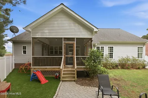 3100 Streamside Lane Winterville NC 28590