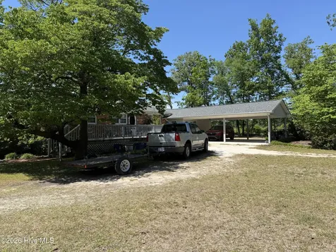 3731 Marsh Road Bladenboro NC 28320