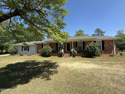 3731 Marsh Road Bladenboro NC 28320