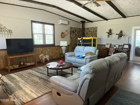 3731 Marsh Road Bladenboro NC 28320