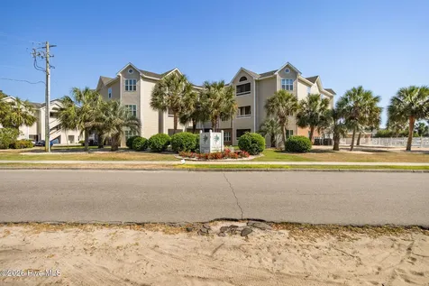 619 Spencer Farlow Drive Carolina Beach NC 28428