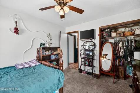 207 Stillwood Drive Jacksonville NC 28540