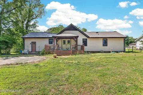 207 Stillwood Drive Jacksonville NC 28540