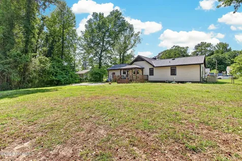 207 Stillwood Drive Jacksonville NC 28540