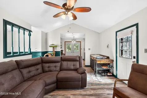 207 Stillwood Drive Jacksonville NC 28540