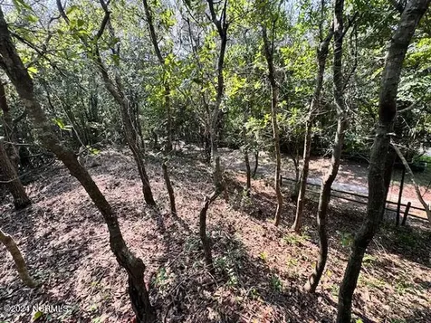 9B W Ridge Surf City NC 28445