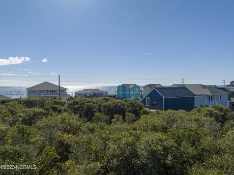 9B W Ridge Surf City NC 28445