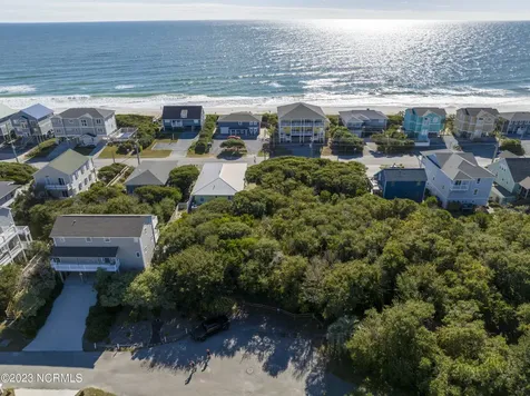 9B W Ridge Surf City NC 28445