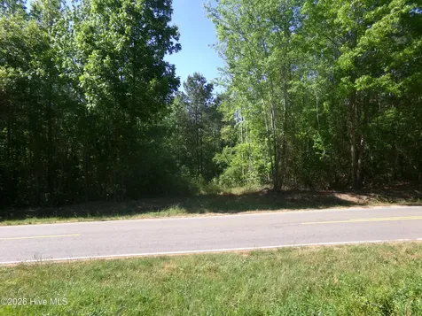 1688 Harrison Road Nashville NC 27856