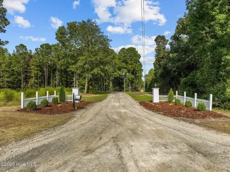 7264 Nc 43 N Macclesfield NC 27852