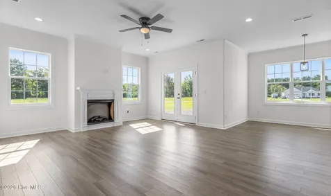 115 Dash Avenue Elizabeth City NC 27909