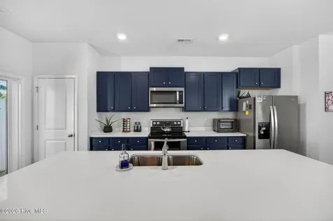 4712 Oyster Reef Wilmington NC 28405
